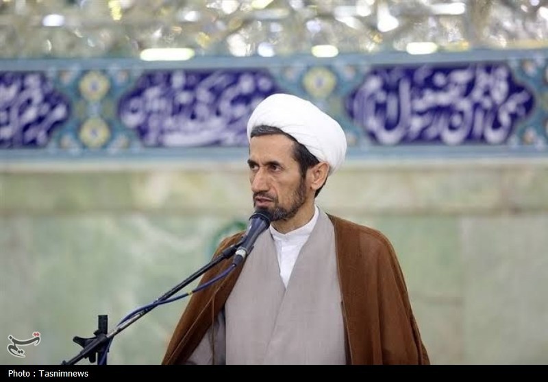 آمادگی خادمان حرم بانوی کرامت برای میزبانی از عزاداران حسینی