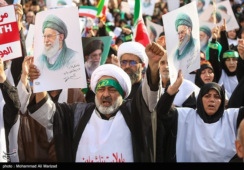 اجتماع باشکوه «عهد خون» در قم؛ خروش مردم در دفاع از مرجعیت