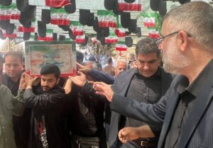 حسینی: اتحادمان را مدیون خون شهدا هستیم/ امروز در تاریخ ایران ثبت شد
