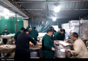 خدمت‌رسانی مواکب در حرم بانوی کرامت در دهه اول محرم
