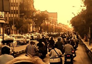 خط ویژه خیابان جمهوری؛ به نام اتوبوس، به کام موتورسواران+فیلم