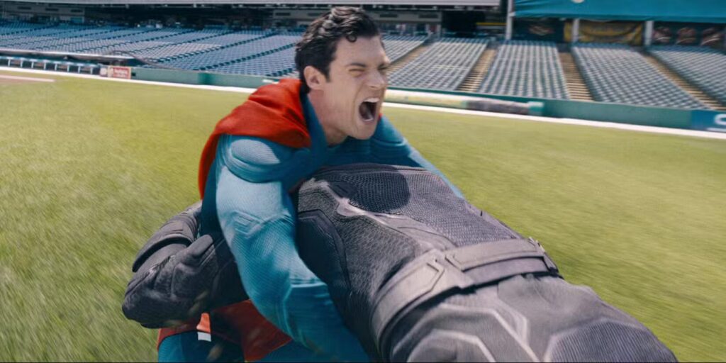 بررسی ۷۵ ایستر اگ و ارجاع به دنیای دی‌سی در فیلم superman