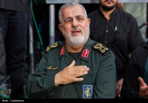 سردار محمد پاکپور، فرمانده کل سپاه در مراسم ختم سرلشکر شهید امیرعلی حاجی‌زاده