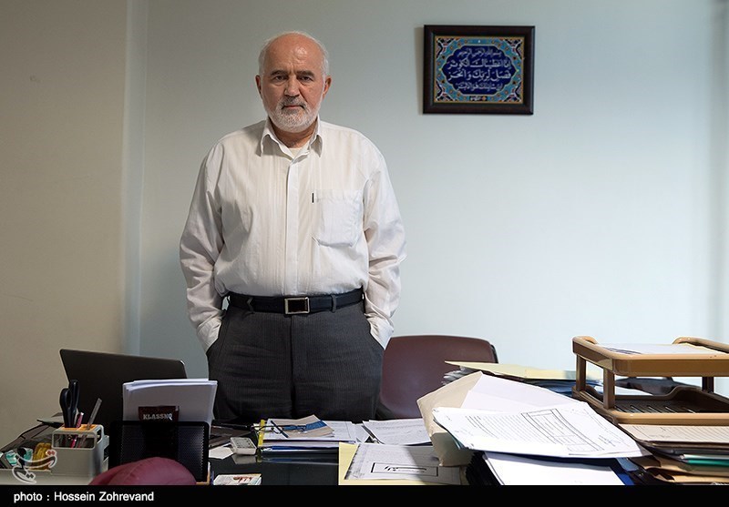 مرحوم احمد توکلی