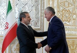 رایزنی تلفنی وزرای خارجه ایران و تاجیکستان