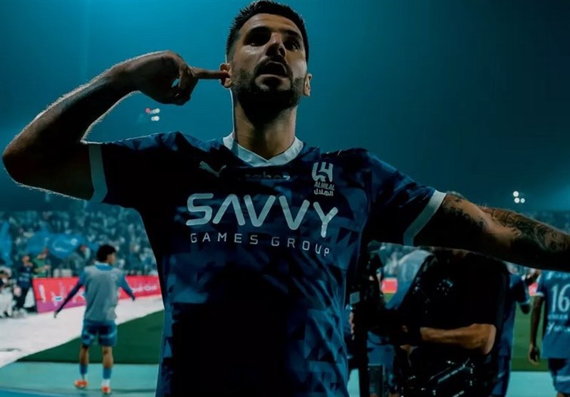 میتروویچ در الهلال ماند، النصر مدیر جدید معرفی کرد