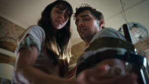 نقدها و نمرات فیلم Together ساخته مایکل شنکس- گیمفا