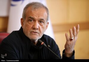 پزشکیان: اختیار استانداران برای تصمیم‌گیری در بحران‌ها افزایش یافته است