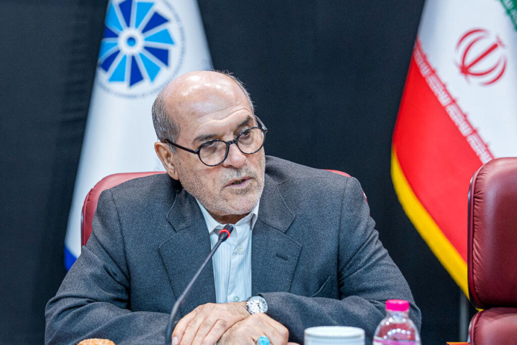 ناوگان لجستیکی در ایران دچار فرسودگی است؛ آمادگی اتاق بازرگانی برای واردات ناوگان سنگین