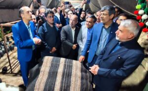 وزیر میراث‌فرهنگی از طرح‌های گردشگری شهرستان میبد یزد بازدید کرد