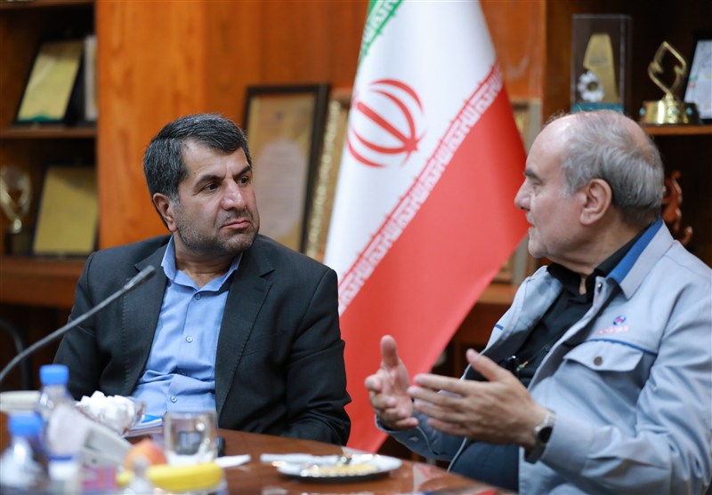 توسعه تولید داخلی و خودآزمایی صنعتی به عنوان یک استراتژی ملی