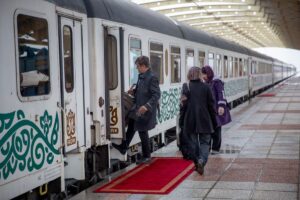 قیمت بلیت قطار تهران ــ مشهد از ۸۵۰ هزار تا یک میلیون تومان