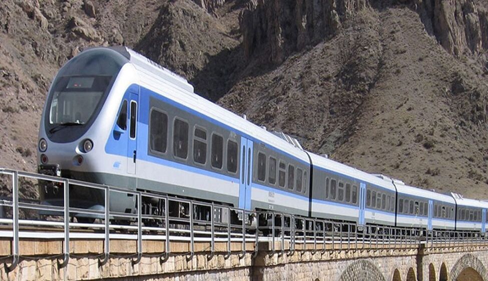 قطارهای فعال در مسیر تبریز به مشهد همراه جدول زمان‌بندی