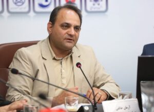تعطیلی‌های زیاد، کار کردن ما با دنیا را مشکل کرده و هزینه‌های ما را افزایش داده است