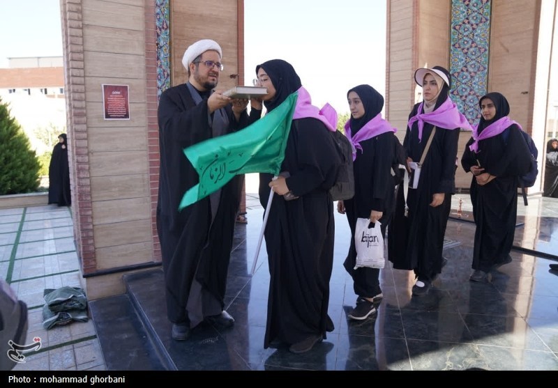 اعزام 180 دانشجو علوم پزشکی بیرجندبه پیاده روی اربعین