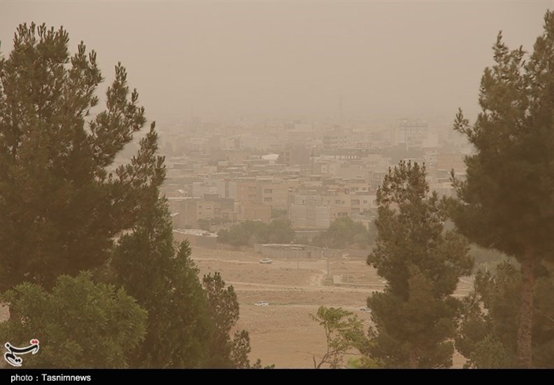 بجنورد در محاصره گردوغبار غلیظ؛ شاخص آلودگی روی عدد 226