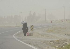 خسارت طوفان به فرودگاه بین‌المللی شهدای لامرد