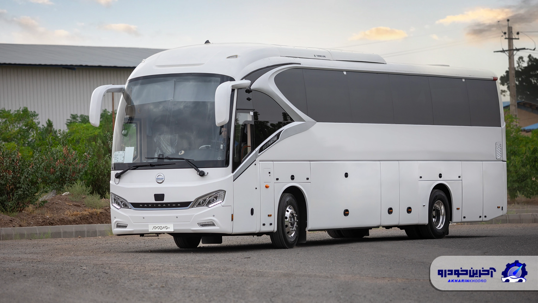 اتوبوس وی آی پی 27 نفره سروش موتور پلاک شد