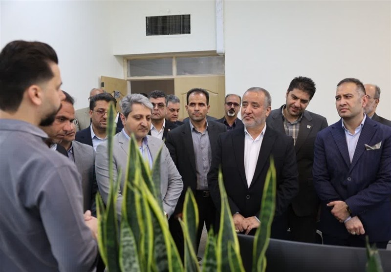 بازدید استاندار خراسان جنوبی از شرکت‌های دانش‌بنیان پارک علم و فناوری