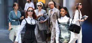 تصاویر جدیدی از پشت‌صحنه فیلم The Devil Wears Prada 2 منتشر شد - گیمفا