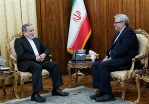 دیدار سرکنسول جدید جمهوری اسلامی ایران در دبی با وزیر امور خارجه