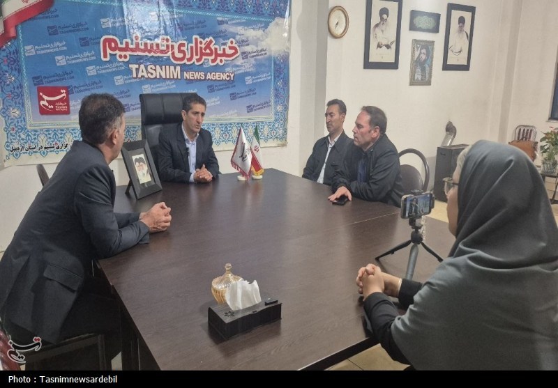 حضور فرماندار شهرستان سرعین در دفتر خبرگزاری تسنیم اردبیل