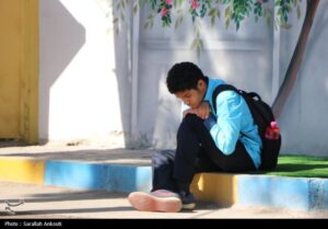 خانواده‌ها شهریه اجباری مدارس دولتی عادی را به کمیسیون اصل 90 گزارش دهند