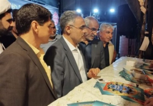 خدمات رسانی بیش از 150 استاد و دانشجوی پیام نور در موکب‌های ایلام و کرمانشاه
