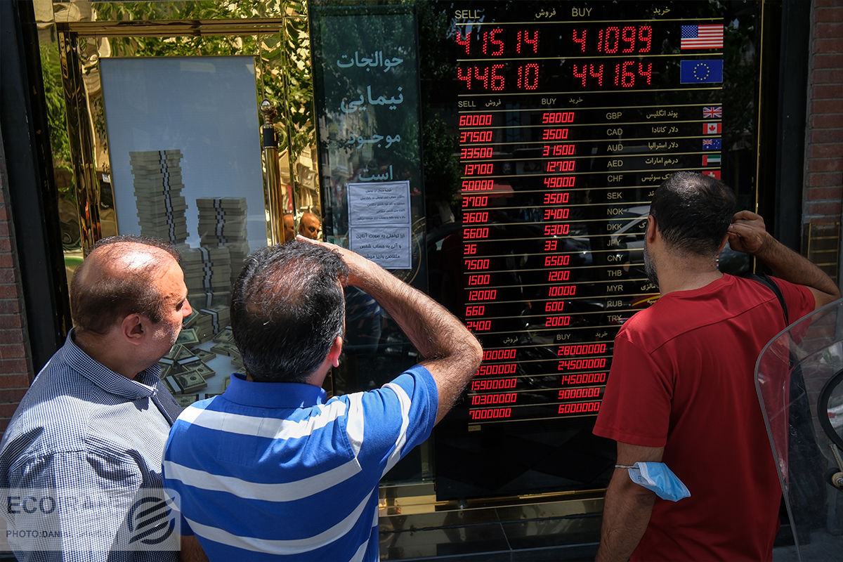 شهریور، مرزها را جابه جا کرد؛ بازار ارز و سکه در اوج هیجان