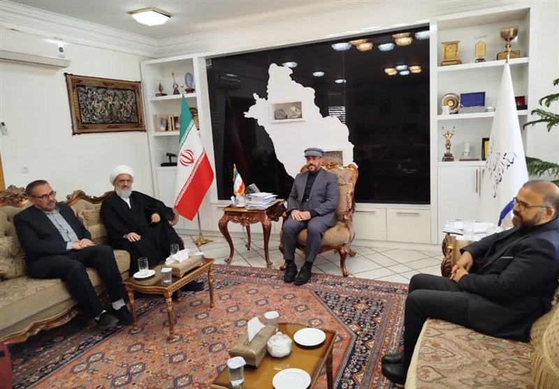 تصریح شیخ بهایی به درس‌آموزی از علامه بهابادی گواهی بر جامعیت علمی اوست