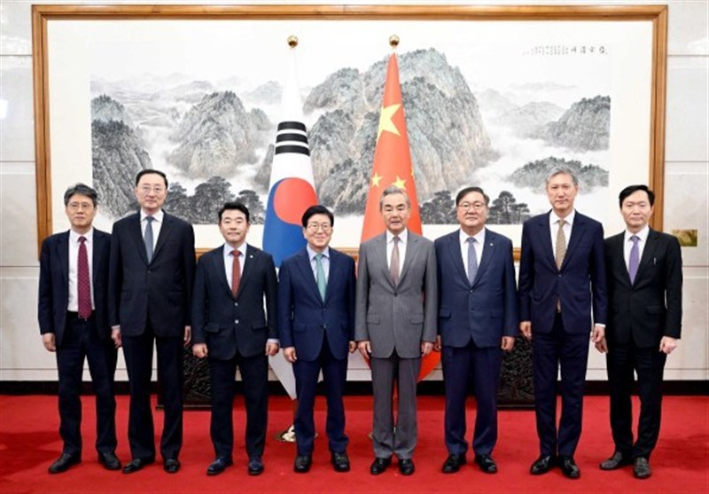 تأکید وانگ یی بر همگرایی بیشتر چین و کره جنوبی در برابر چالش‌های بین‌المللی