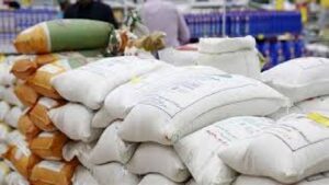 کاهش شدید قیمت برنج از این تاریخ شروع می شود / توزیع برنج دولتی