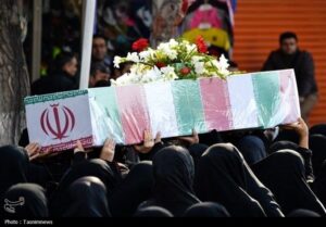 چشم‌انتظاری کودک 6 ساله برای پدری که دیگر بازنمی‌گردد