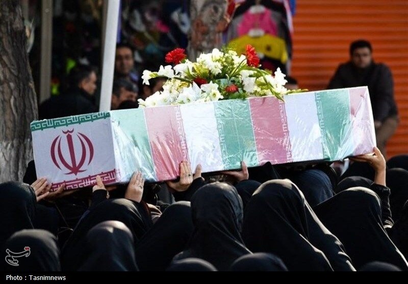 چشم‌انتظاری کودک 6 ساله برای پدری که دیگر بازنمی‌گردد