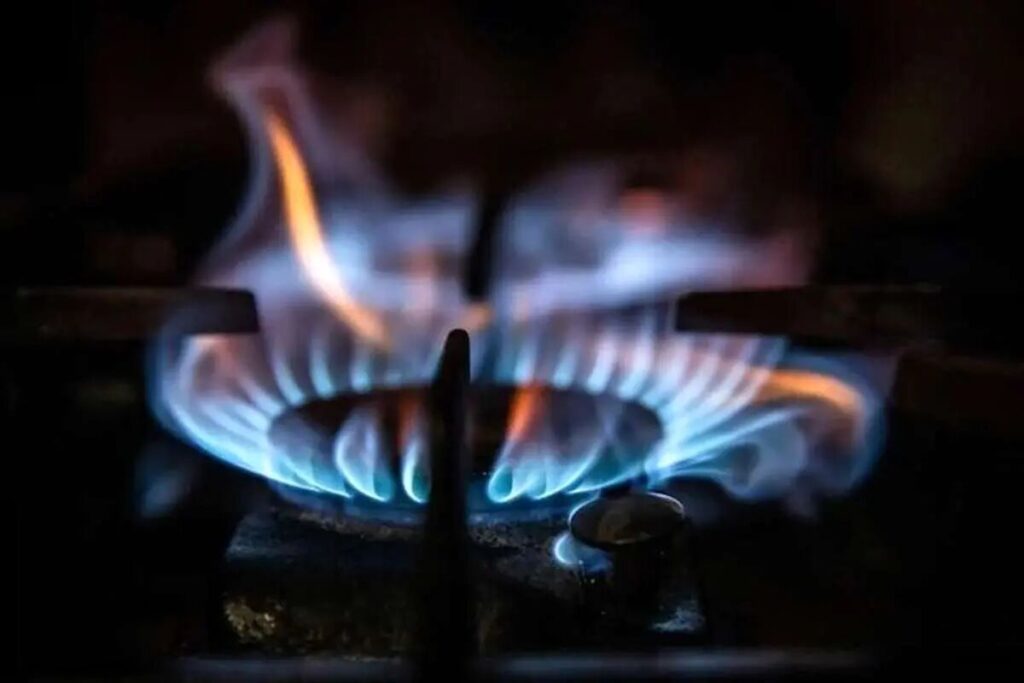 آیین قرعه‌کشی پایانی پویش کاهش ۱۰درصدی مصرف انرژی برگزار شد