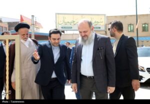 وزیر تجارت پاکستانی از حرم پیامبر ماتمه (SA) + تصاویر بازدید کرد