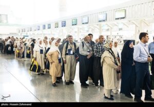 از ساری گرفته تا مکه/ هالوت عمره موفرادا و شور و شوق مازنی/ کاروان ها اعزام می شوند