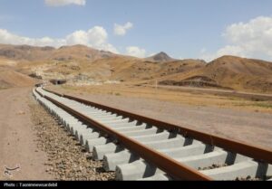 اتصال غرب ایران در سیطره راه آهن/ وعده کاهش 90 میلیون لیتر مصرف سوخت و رونق صادرات مرزی