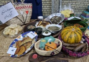 اسلامشاهر میزبان هنر خودآزمایی است. از طراحی لباس گرفته تا آشپزی غذاهای دفاعی مقدس +تصویر