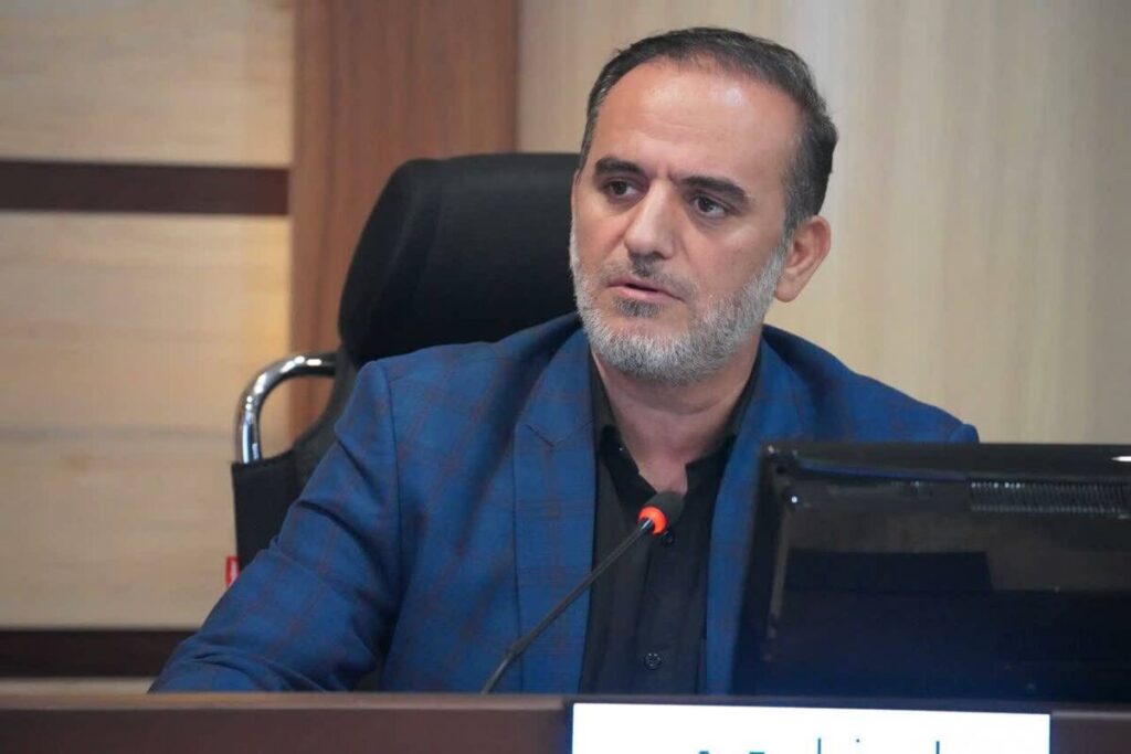 ترافیک شهرها وابسته به تصمیم دولت است/ سرمایه گذاران در شرایط بحرانی شهرداری به کمک بیایند
