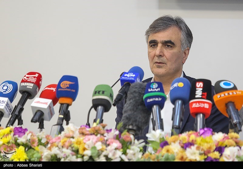 ‌فرزین: ‌نرخ ارز کالاهای اساسی تغییر نمی‌کند/ فعلا همان 28 هزار و 500 تومان‌