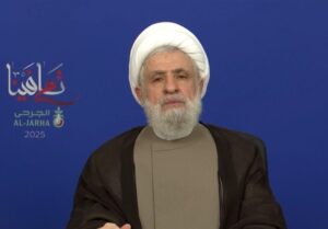 آغاز سخنرانی شیخ نعیم قاسم در اولین سالگرد شهادت نصرالله