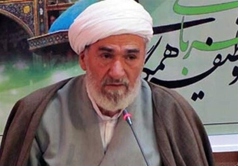 امام جمعه سنندج: وحدت حقیقی مسلمانان مانع حمله به سرزمین‌های اسلامی ‌می‌شود