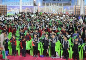 استقبال هزاران دانش‌آموز سمنانی از کنگره شهدا