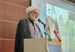 پیشکسوتان دفاع‌ مقدس تجربیات خود را در اختیار نسل جوان قرار دهند