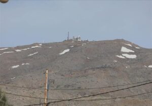 رسانه عبری: جولانی بدون جنگ 2 پایگاه راهبردی ارتش سوریه را تسلیم اسرائیل کرد