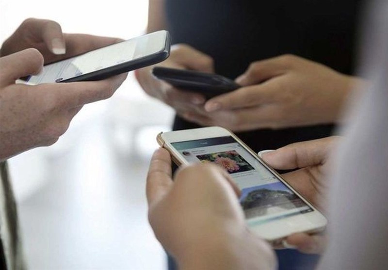 سفر تهرانی‌ها کیفیت اینترنت موبایل را بهتر کرد/ ضرورت افزایش شبکه در کلان‌شهرها