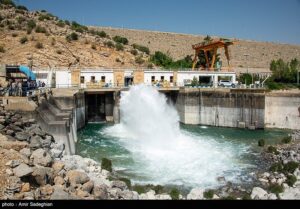 صدور سند بخشی از اراضی سد درودزن به نام آب منطقه‌ای فارس