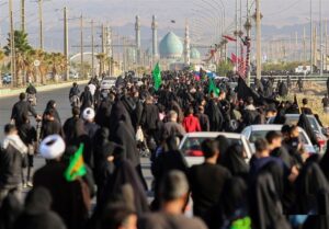 غیبت امام زمان(عج)؛ عامل تشتت یا بستر بلوغ امت اسلامی؟