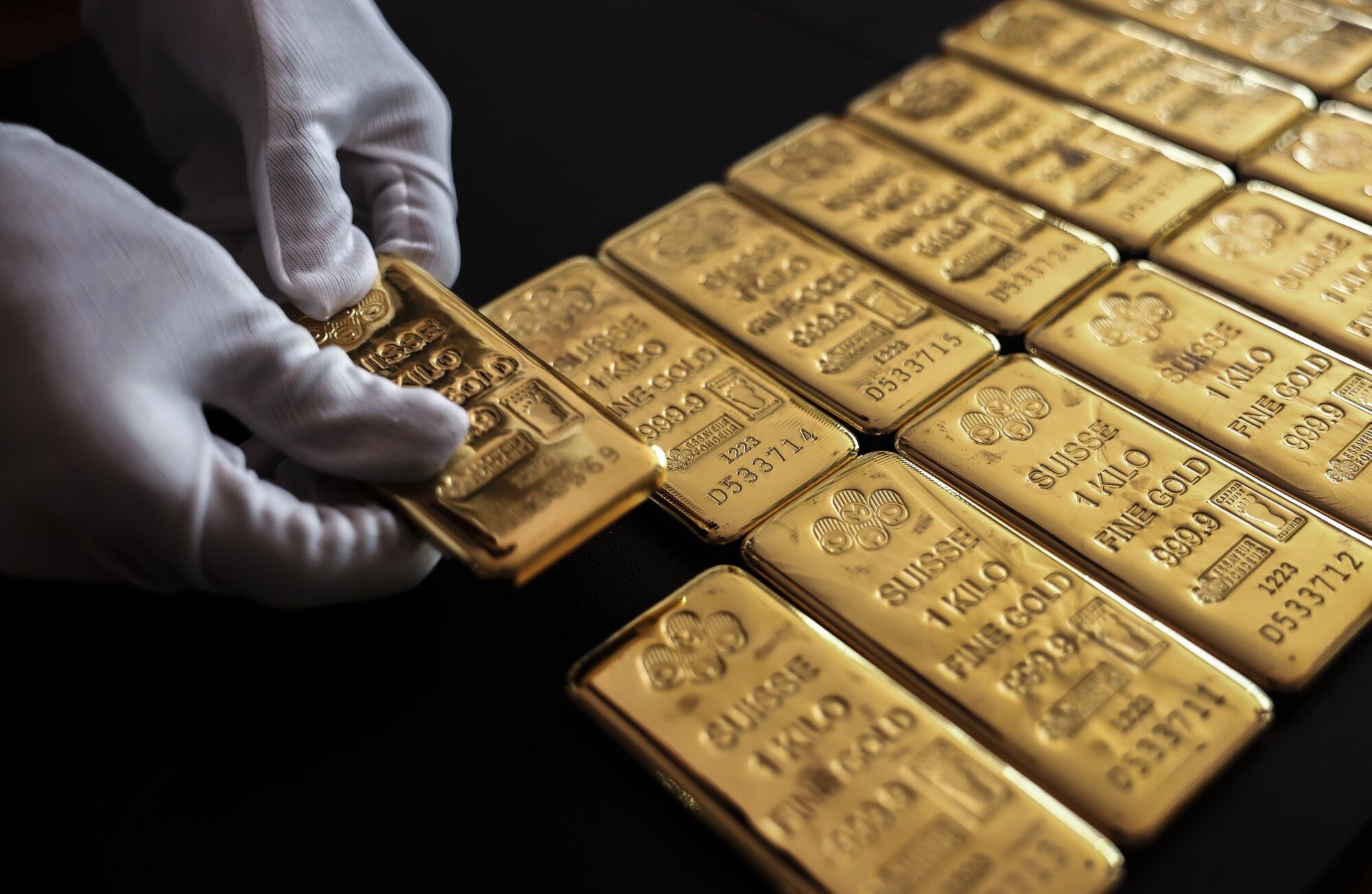 قیمت روز طلا و سکه/ افزایش دوباره قیمت طلا